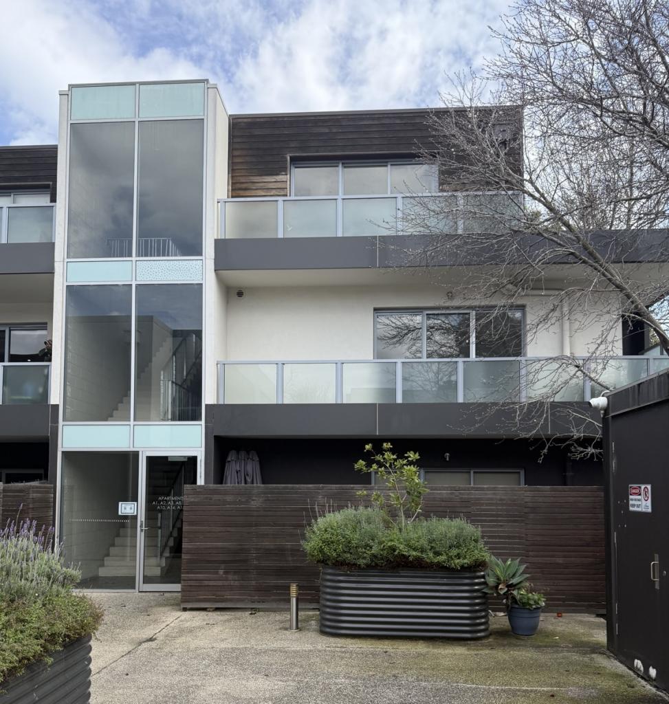 9/4a Lansdowne Rd, St Kilda East, VIC 3183