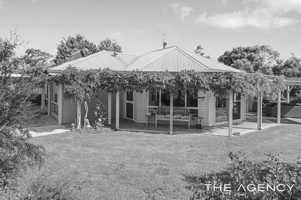 16 Chiltern Rd, Ocean Beach, WA 6333