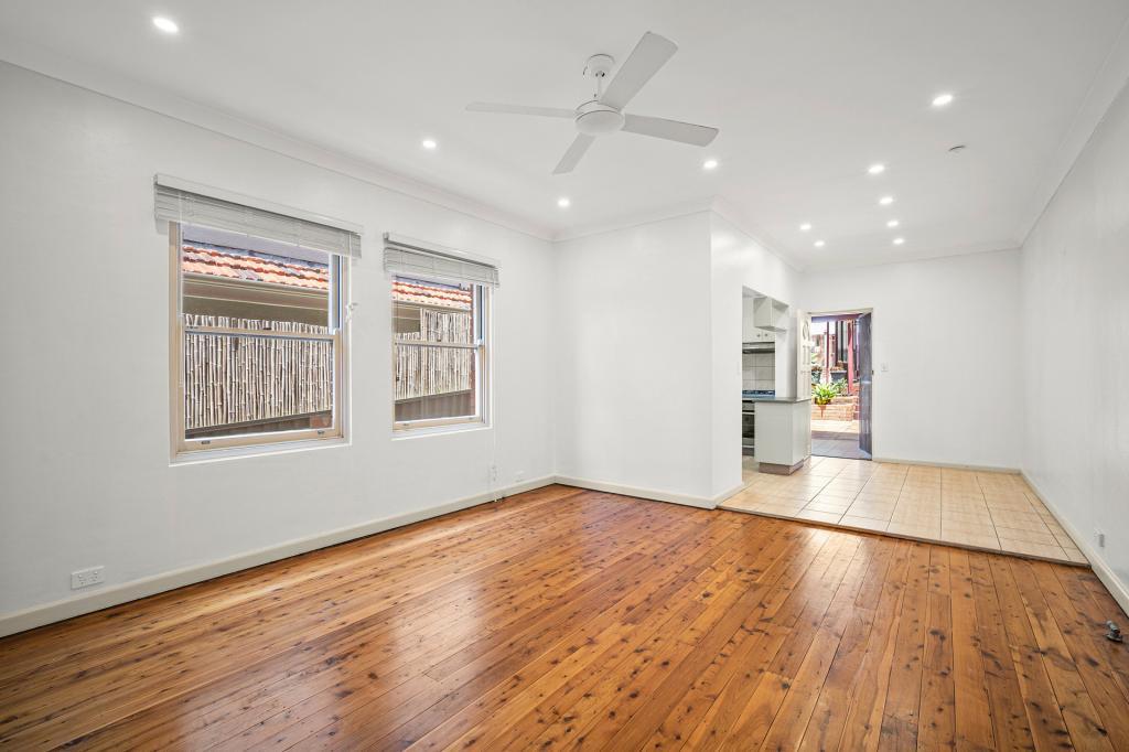 11 Carwar Ave, Carss Park, NSW 2221