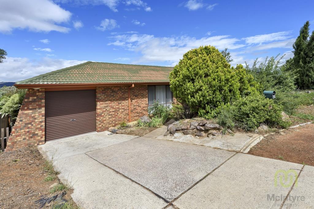 128 NEWMAN-MORRIS CCT, OXLEY, ACT 2903