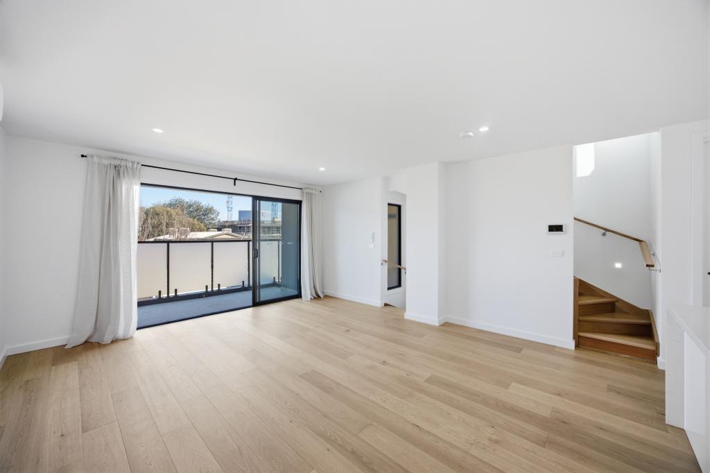 2/17 Bedford Rd, Ringwood, VIC 3134