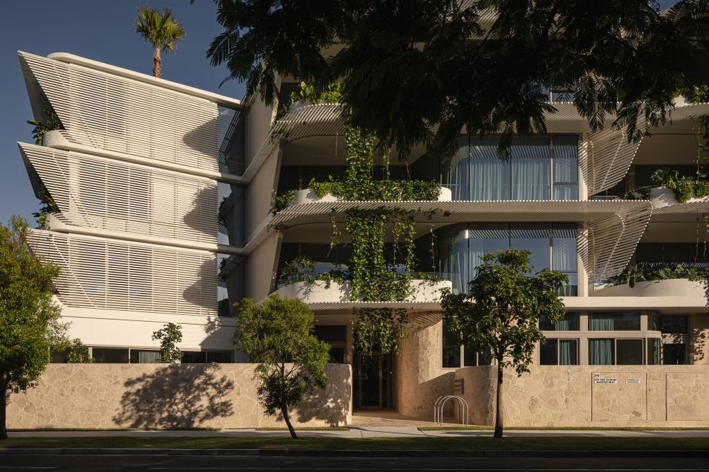 201/121 Oxlade Dr, New Farm, QLD 4005