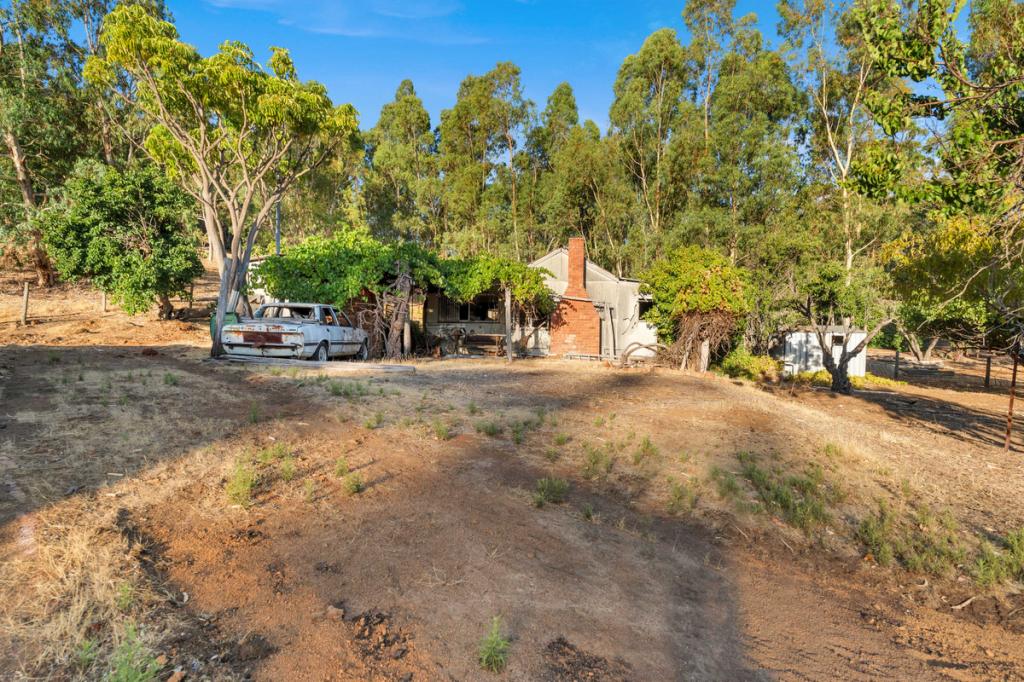 144 Canns Rd, Bedfordale, WA 6112