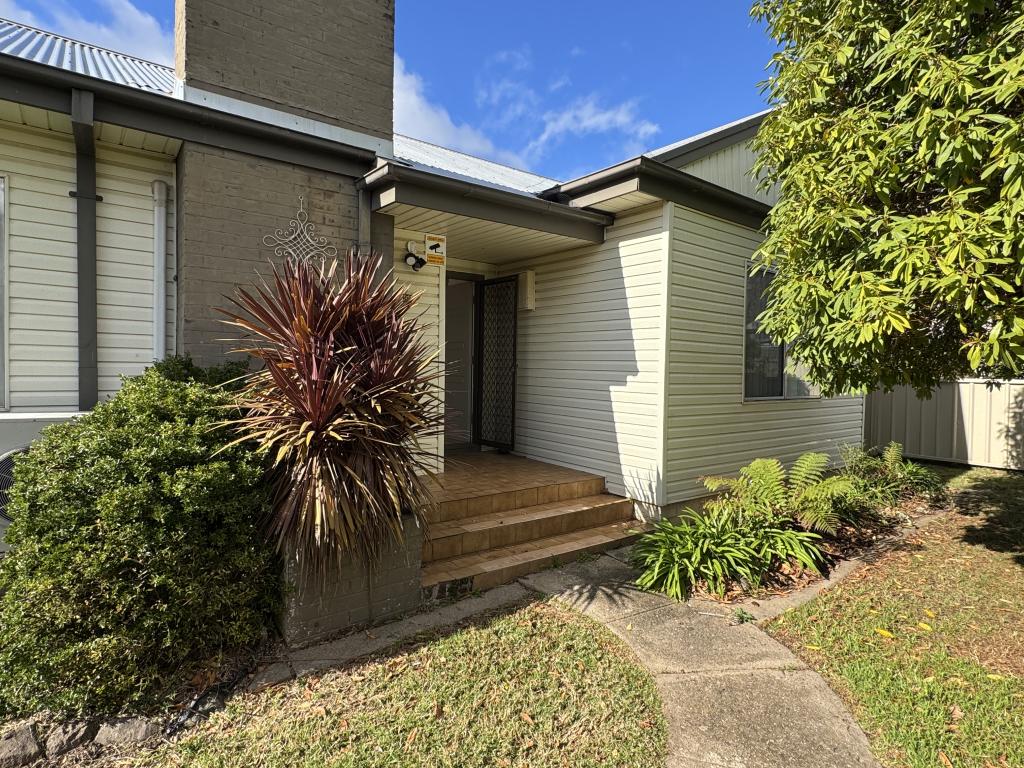 32 Tobruk Cres, Orange, NSW 2800