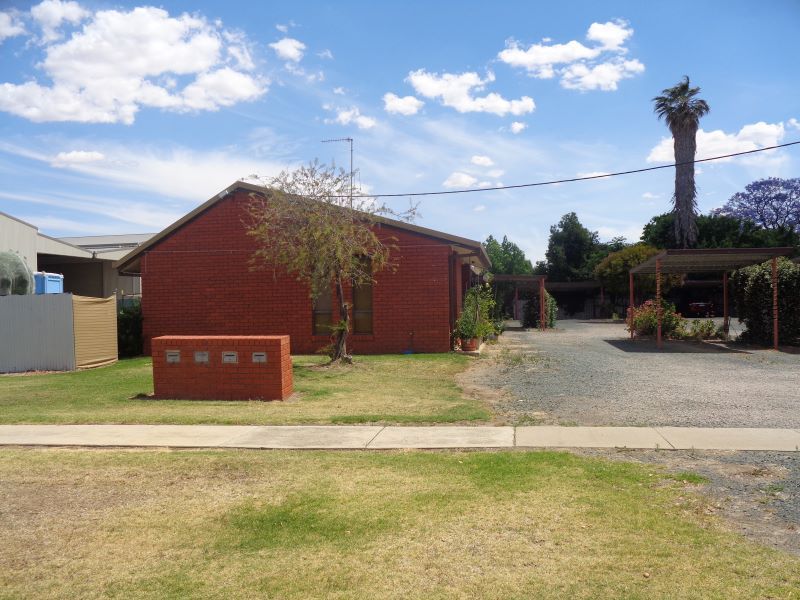 2/406 Poictiers St, Deniliquin, NSW 2710