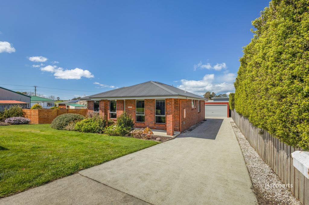 1 Berkshire Pde, Penguin, TAS 7316