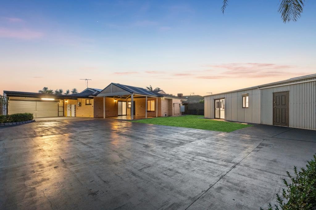 11 Fotheringham Rd, North Haven, SA 5018