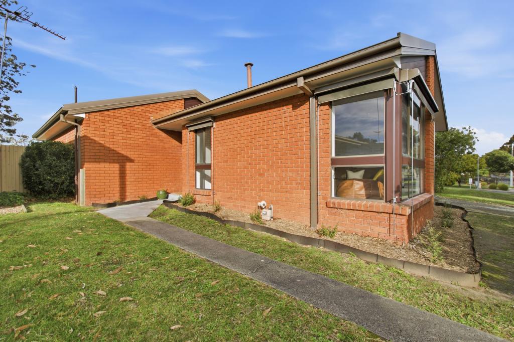 100 Grubb Ave, Traralgon, VIC 3844