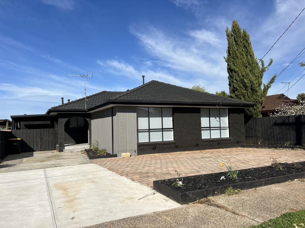 21 Penguin St, Melton, VIC 3337