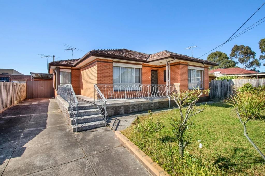17 PEDERSEN AVE, RESERVOIR, VIC 3073