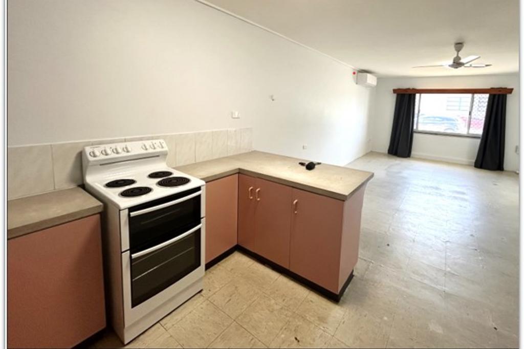 4/54a Park St, Pimlico, QLD 4812