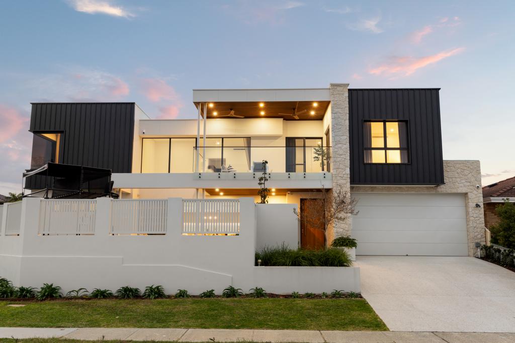 22 Murray Dr, Hillarys, WA 6025