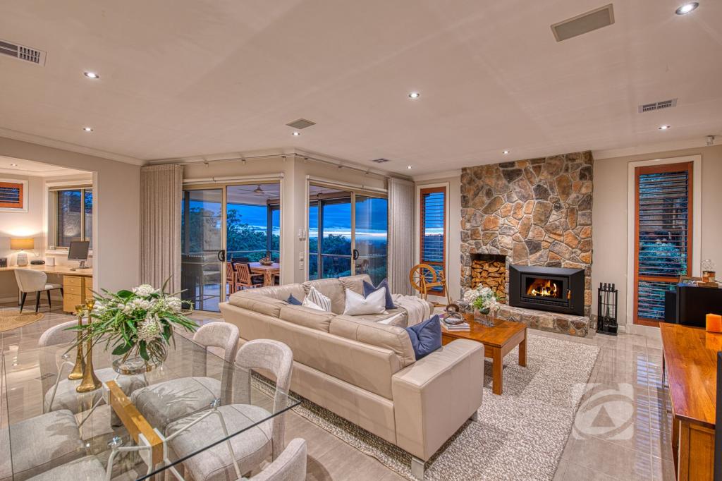 9 Jacksons Hill Rd, Menzies Creek, VIC 3159