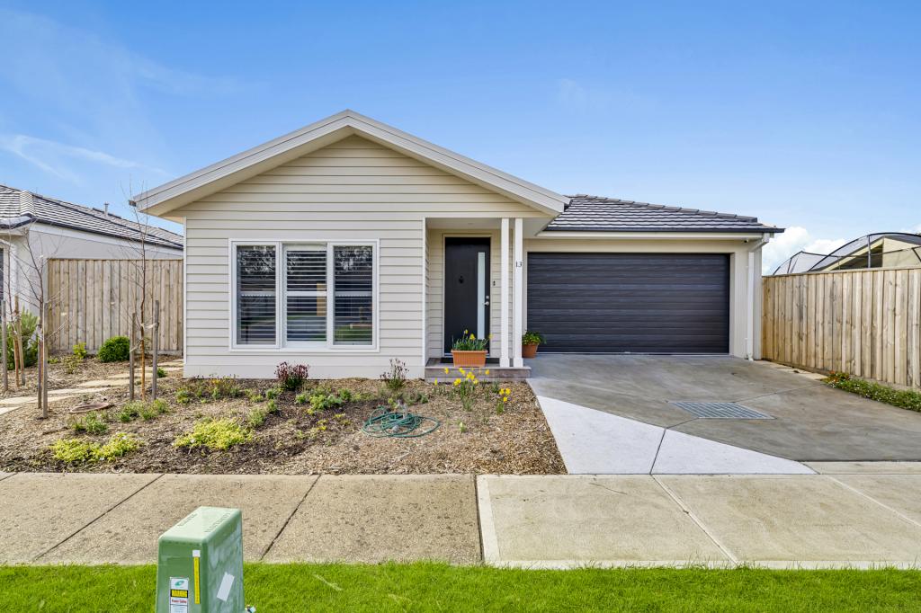 13 Rosemary Dr, Hastings, VIC 3915
