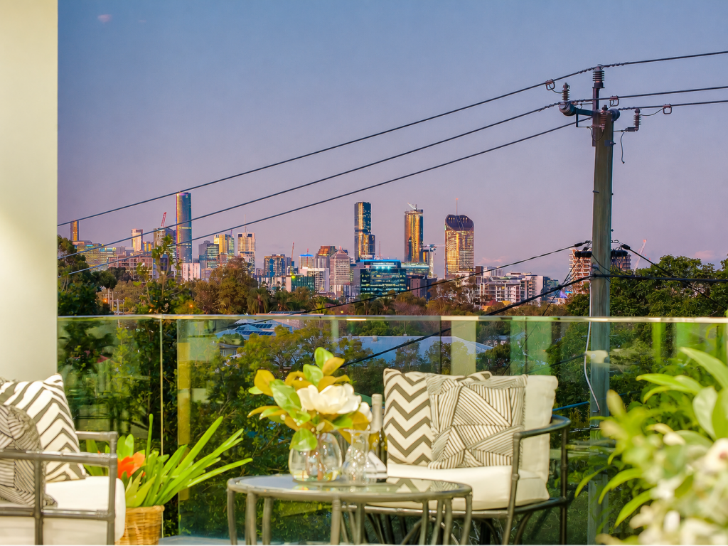 2/1 Goldsbrough Rd, Taringa, QLD 4068