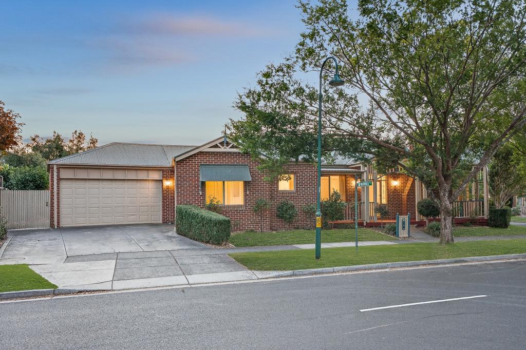 23 Marlesford Cres, Berwick, VIC 3806