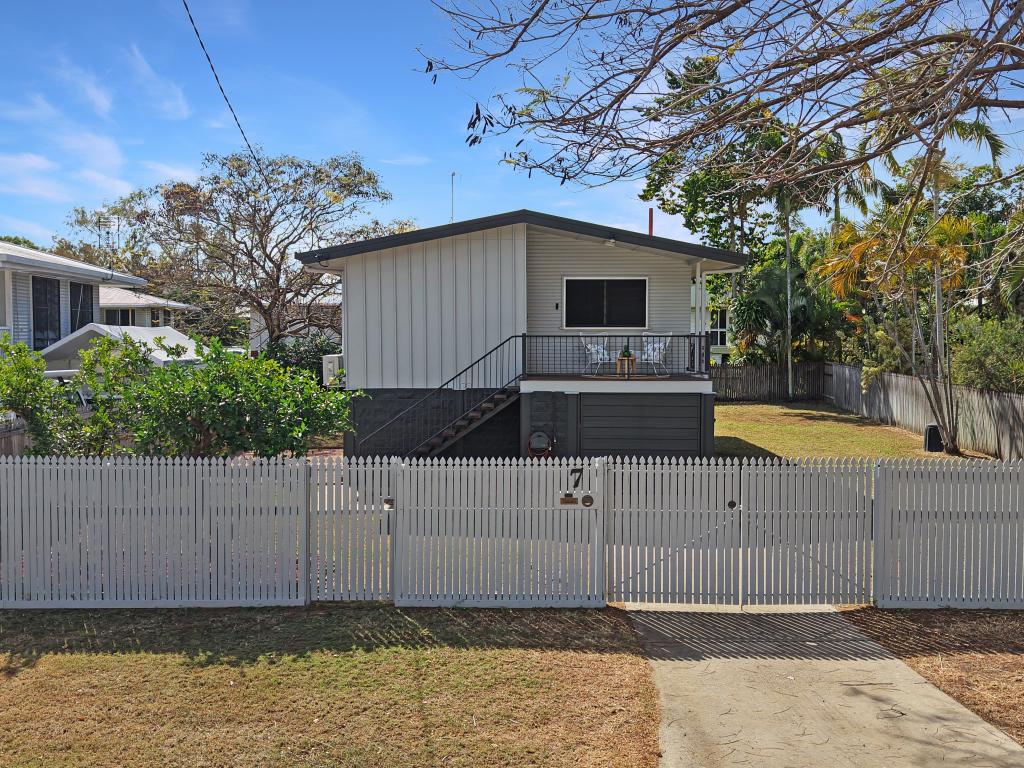 7 Blaxland Cres, Vincent, QLD 4814