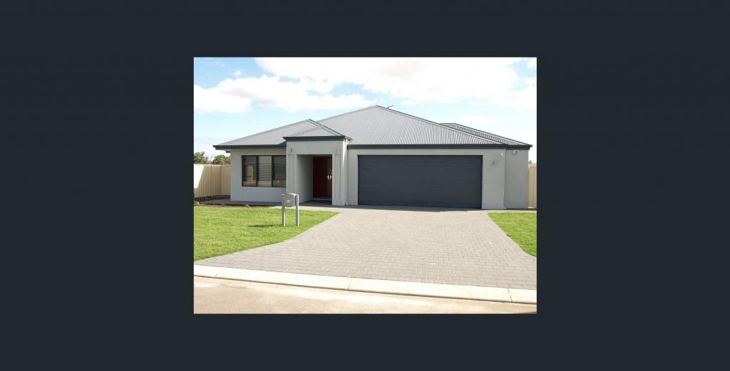 13 Bremer Way, Success, WA 6164