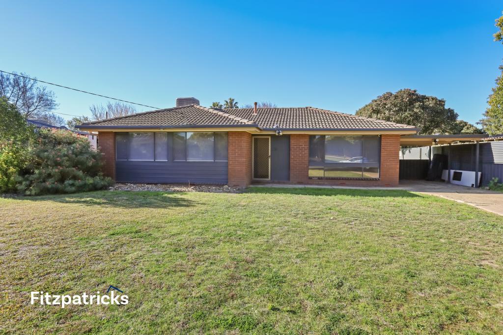 3 Gardenia Ave, Lake Albert, NSW 2650