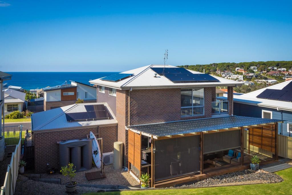 11 Casey Jayne Ct, Tura Beach, NSW 2548