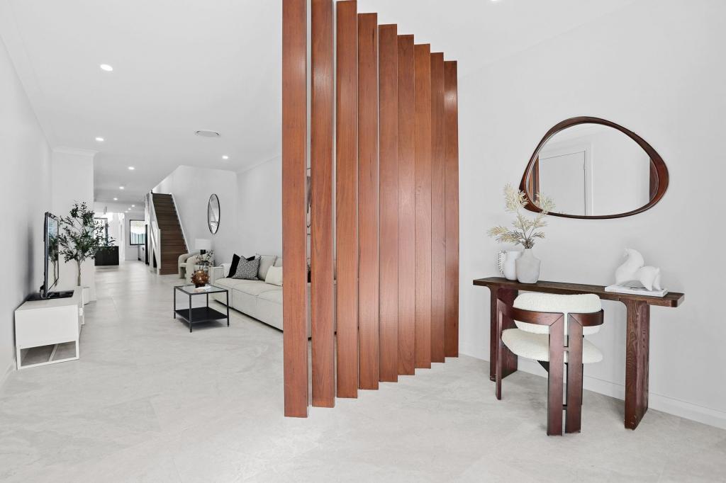 8b Booth St, Westmead, NSW 2145