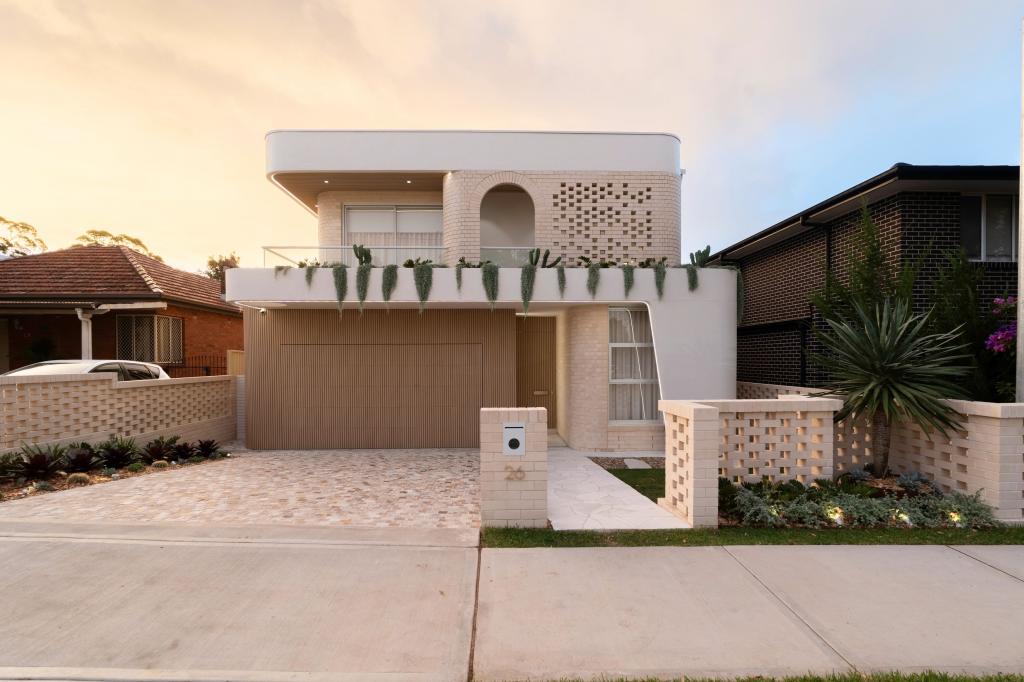 26 BARNARDS AVE, HURSTVILLE, NSW 2220