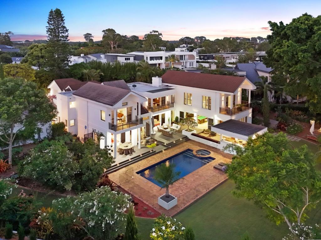 6258 Broken Hills Dr, Hope Island, QLD 4212