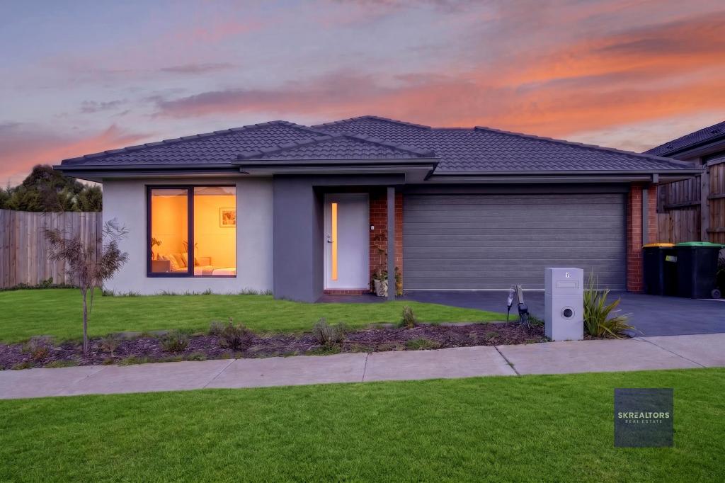 7 LILY DR, WALLAN, VIC 3756