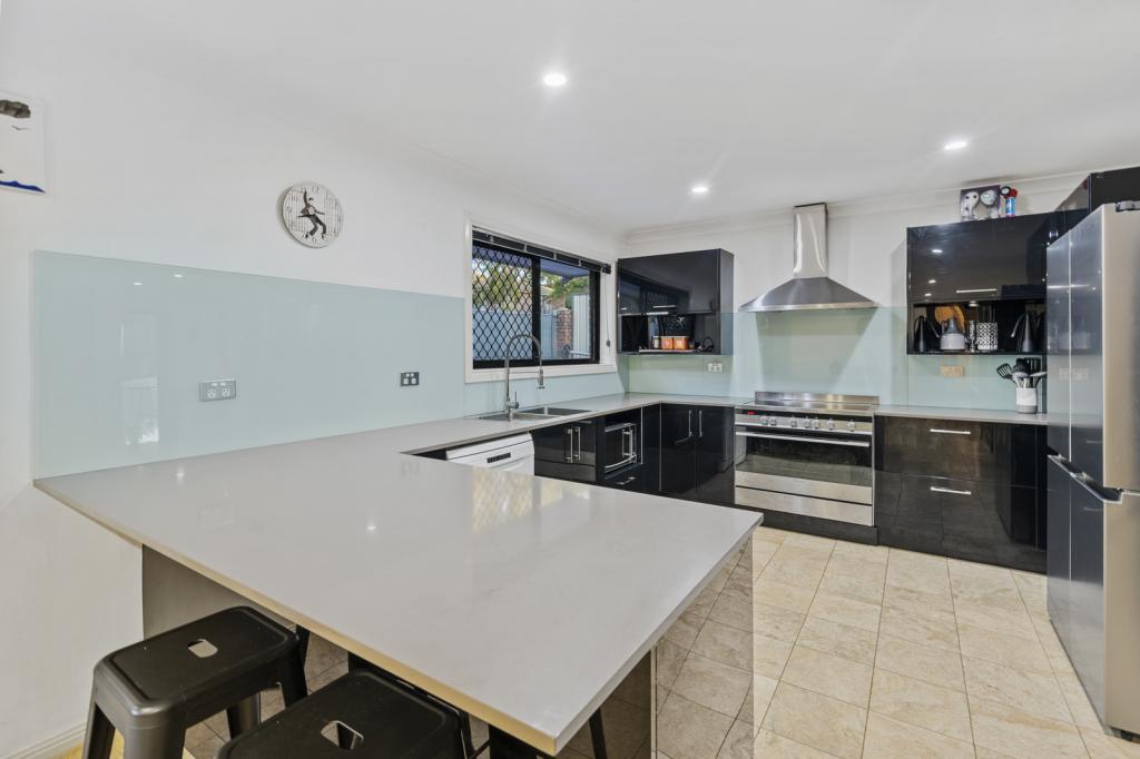 18 Brompton St, Alexandra Hills, QLD 4161
