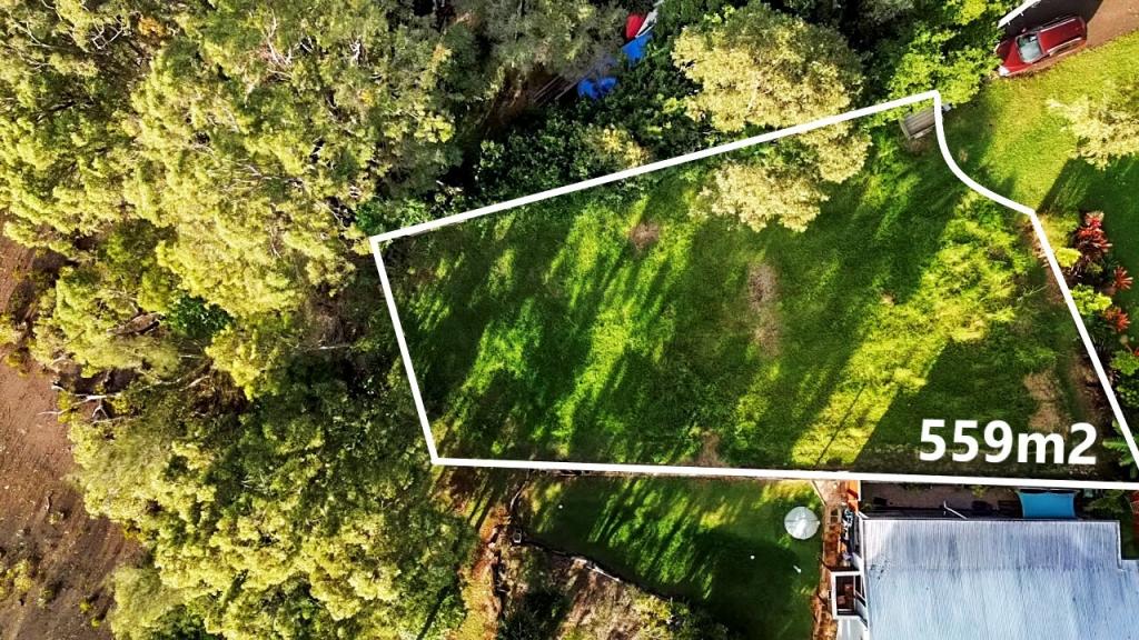 4 Island Otlk, Macleay Island, QLD 4184