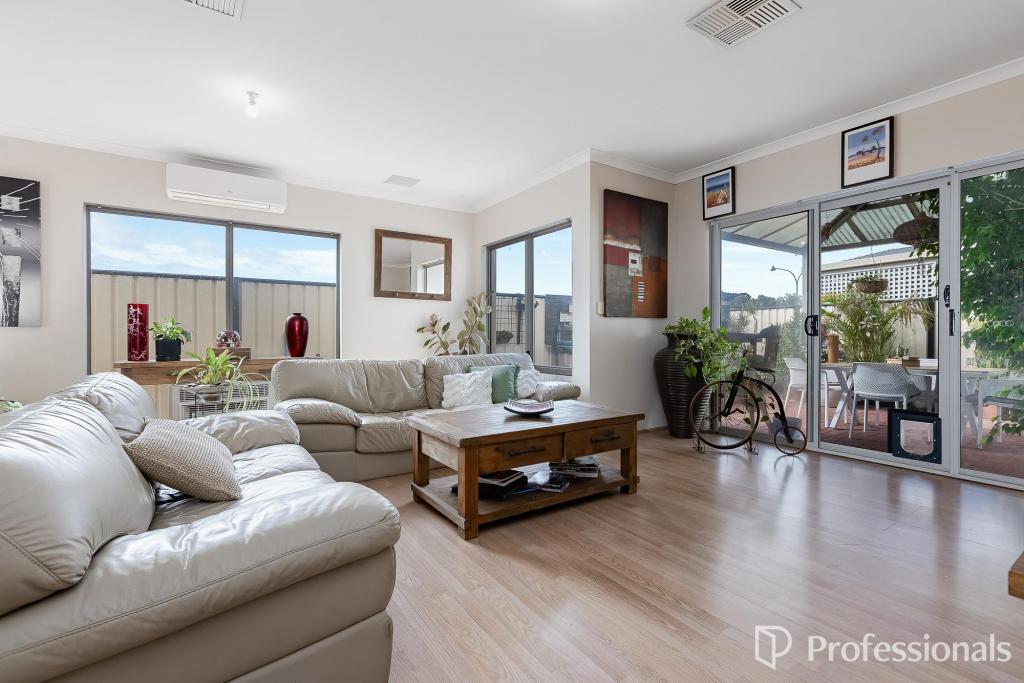 16 Northcliffe Ave, Clarkson, WA 6030