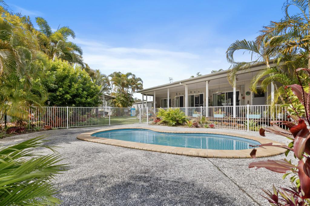 17 Batavia Ct, Cooloola Cove, QLD 4580