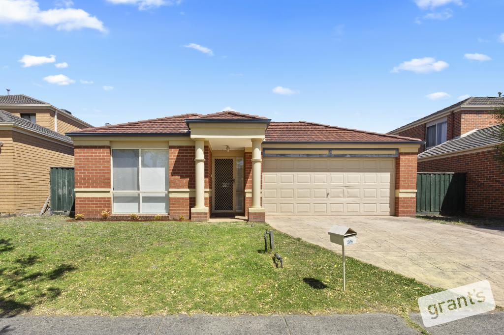 35 Chatswood Dr, Narre Warren South, VIC 3805