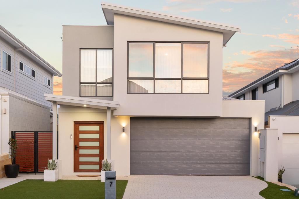 7 Mykonos Rd, Coogee, WA 6166
