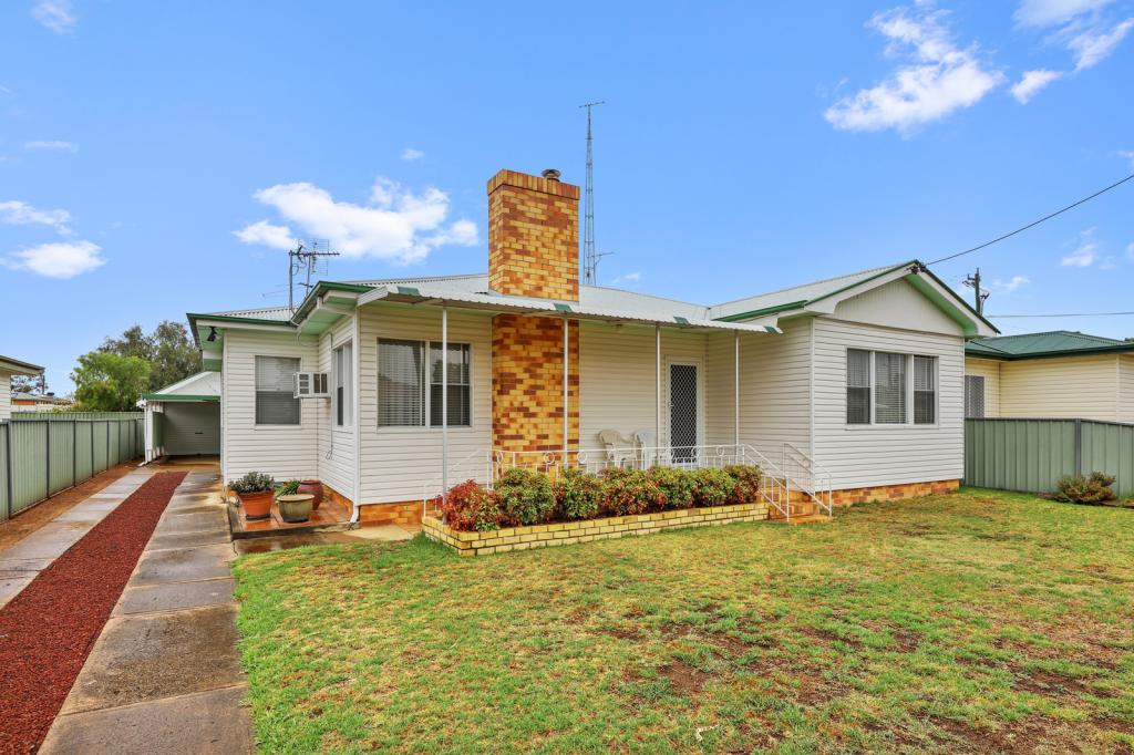 14 Northview St, West Tamworth, NSW 2340