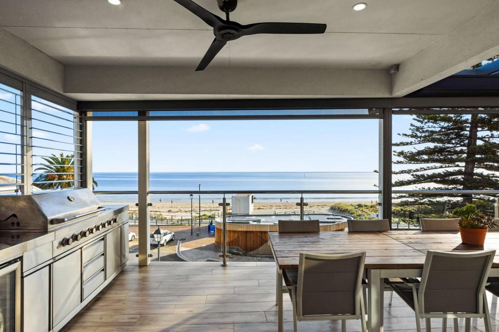 2/220 Esplanade, Seacliff, SA 5049