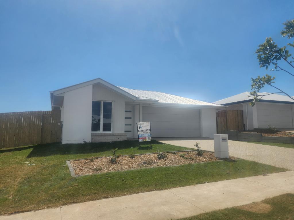 8 EVI CCT, PIALBA, QLD 4655