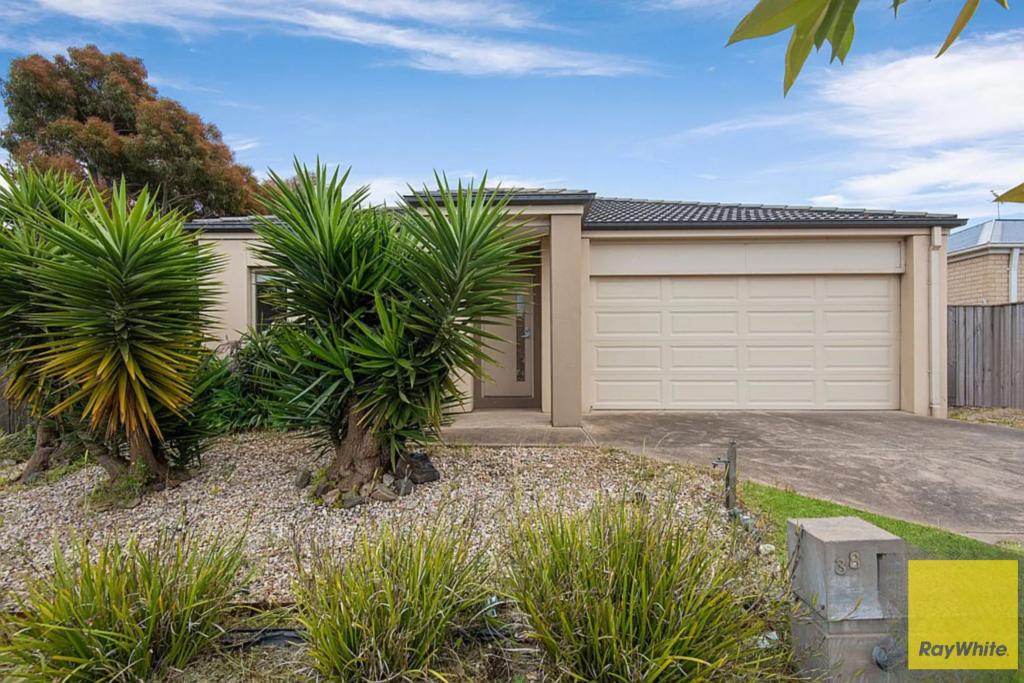 38 Dunlin Cres, Williams Landing, VIC 3027