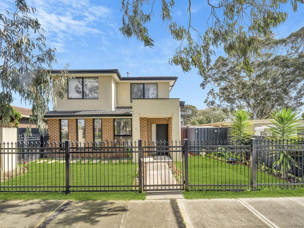1/3 Macey St, Cranbourne, VIC 3977