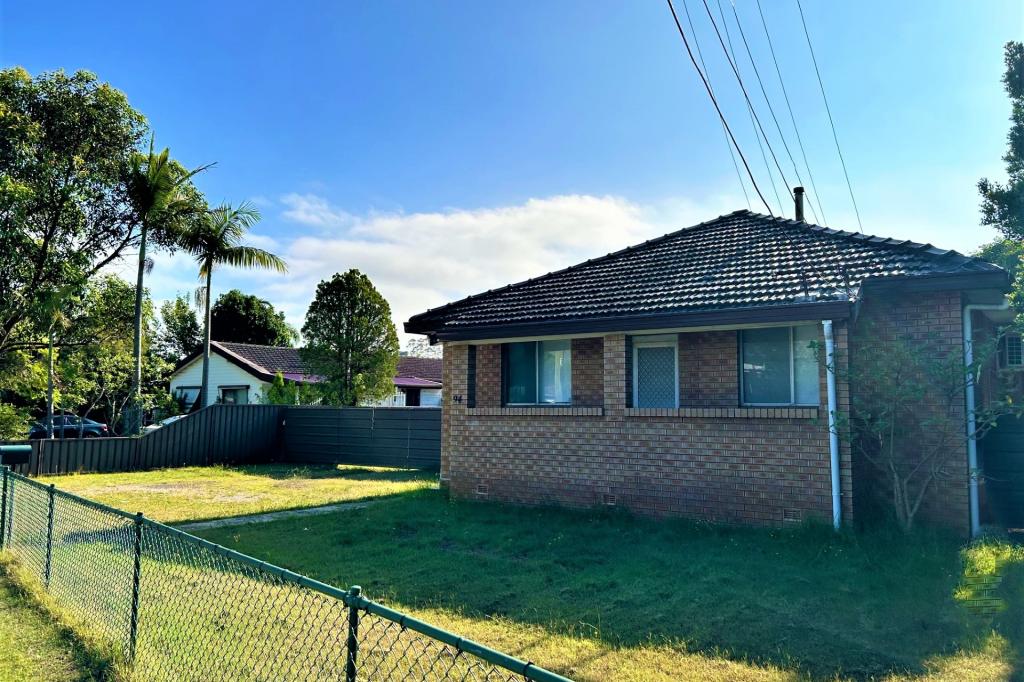 94 Nuwarra Rd, Moorebank, NSW 2170