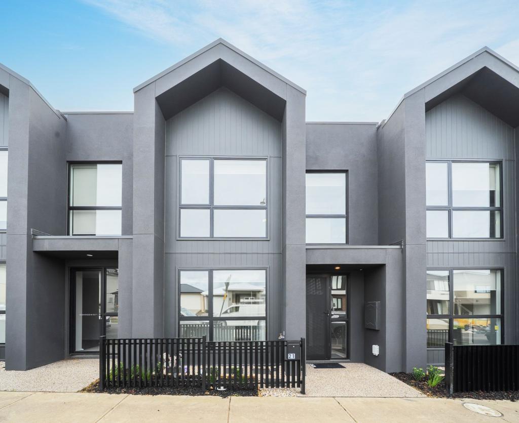 21 Tomatina Way, Berwick, VIC 3806