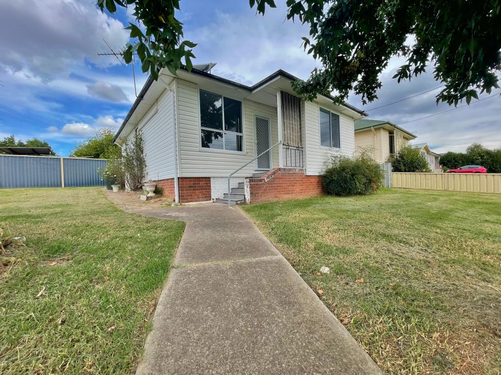 22 Templemore St, Young, NSW 2594