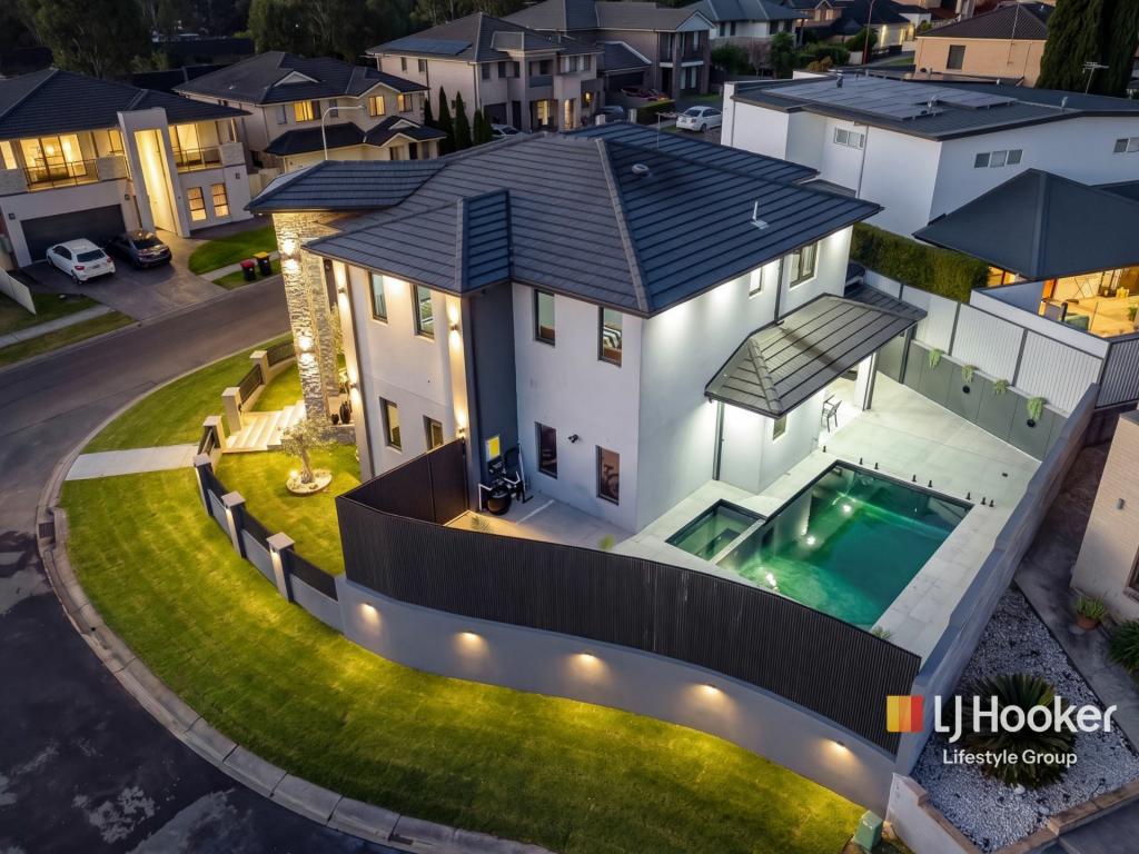 2 Rose Gum Pl, Casula, NSW 2170
