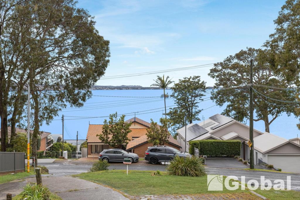 241 Skye Point Rd, Coal Point, NSW 2283