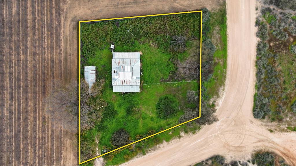35 Lagoon Dr, Lyrup, SA 5343
