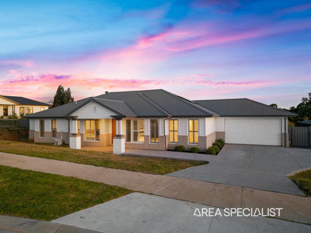 26 Royal Pines Dr, Drouin, VIC 3818