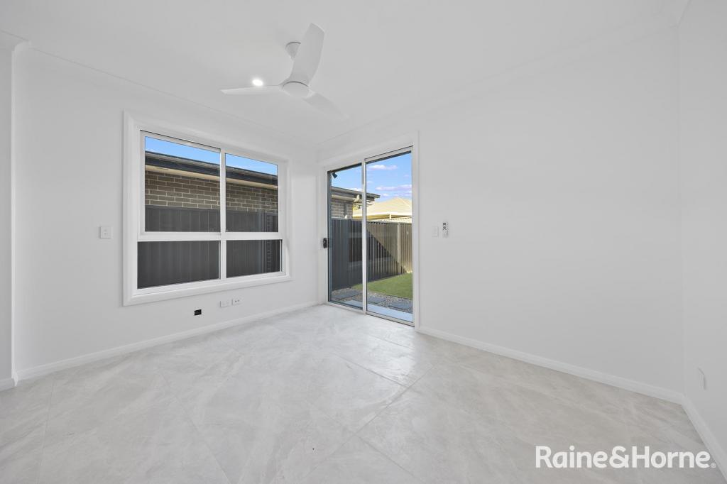 16a Meeson St, Claymore, NSW 2559