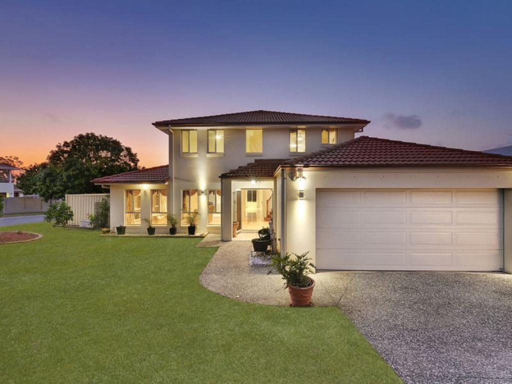 8 Vedson St, Birkdale, QLD 4159