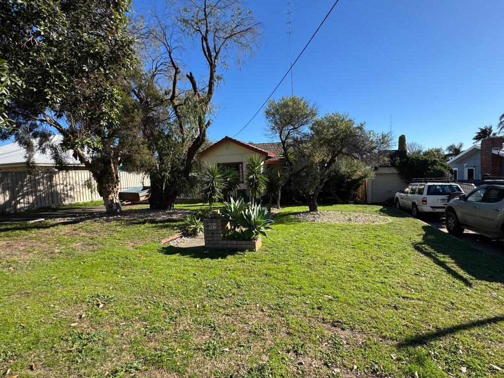 14 Bushell St, Carey Park, WA 6230