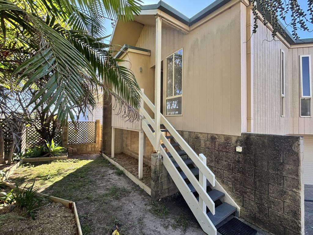 2/55 Blue Gum Ave, Sandy Beach, NSW 2456